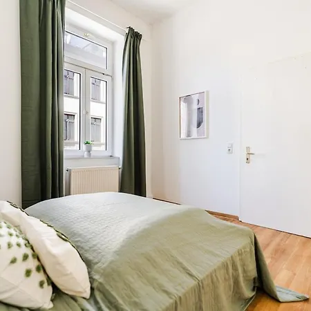 H4n Altbauperle In Zentraler Lage - Gemuetlich & Stilvoll Apartment Wiesbaden