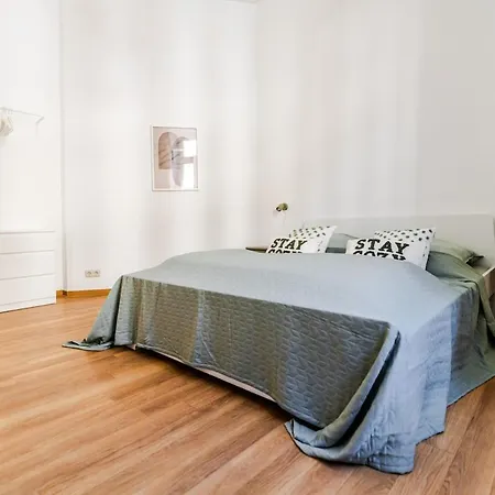3 Bedroom - Zentral - Geraeumig - Parkhaus - Wifi - Kaffee - Netflix *