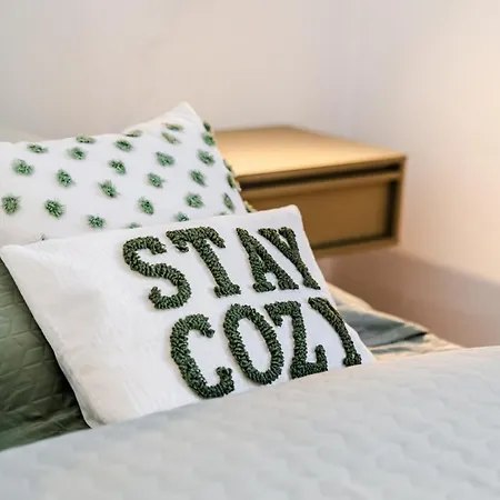 Lejlighed 3 Bedroom - Zentral - Geraeumig - Parkhaus - Wifi - Kaffee - Netflix