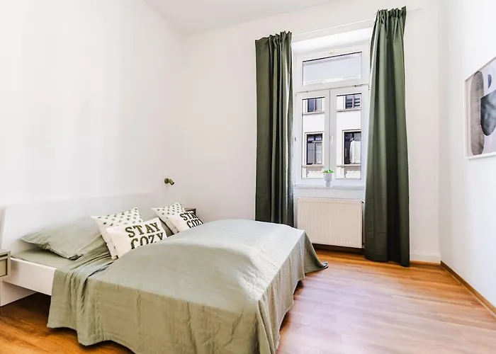 3 Bedroom - Zentral - Geraeumig - Parkhaus - Wifi - Kaffee - Netflix * Wiesbaden