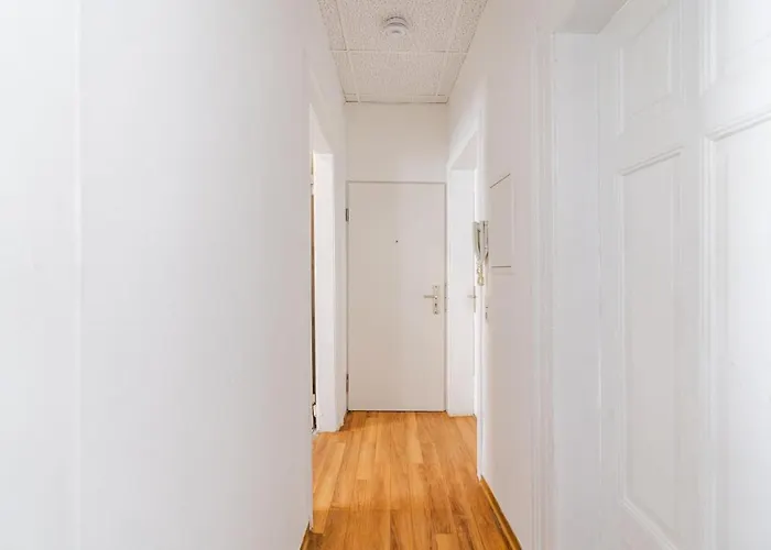 3 Bedroom - Zentral - Geraeumig - Parkhaus - Wifi - Kaffee - Netflix Apartament