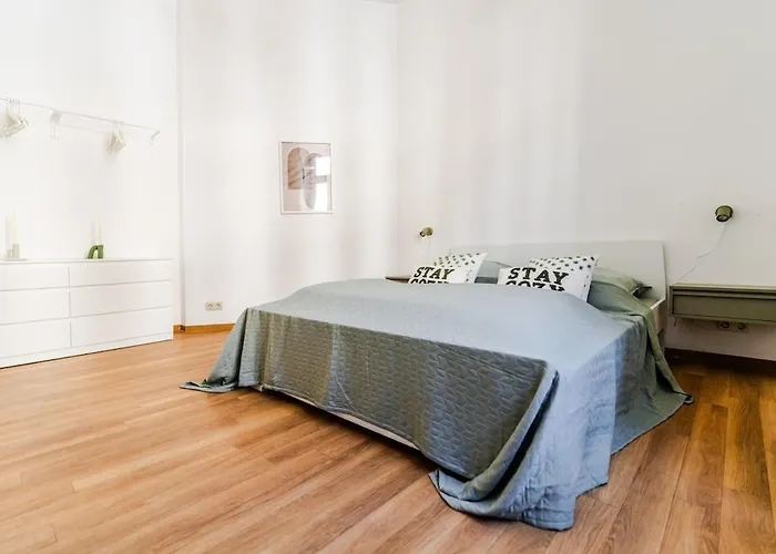 3 Bedroom - Zentral - Geraeumig - Parkhaus - Wifi - Kaffee - Netflix *